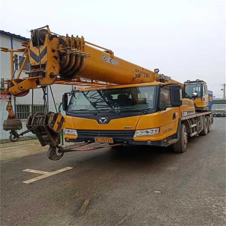 黄梅吊车出租保险：全面覆盖，安全无忧