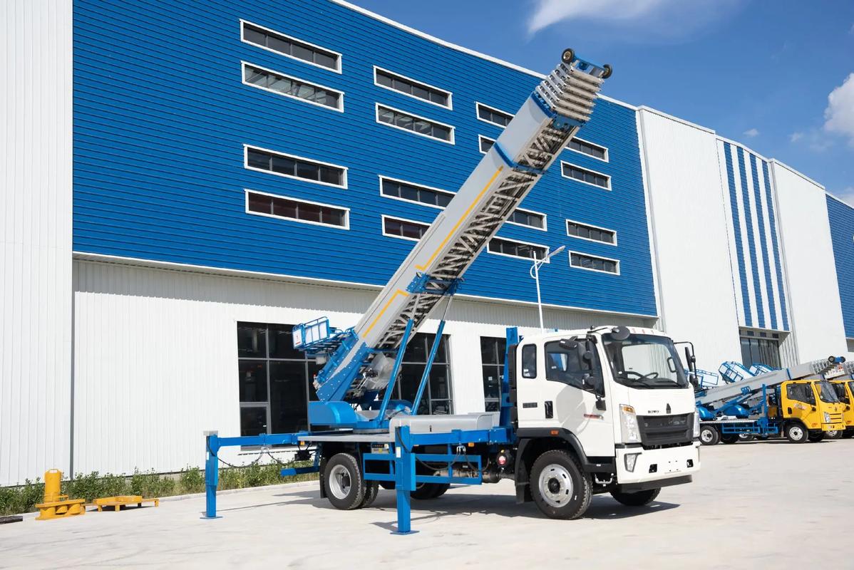 黄梅小型云梯车上料车租赁多少钱