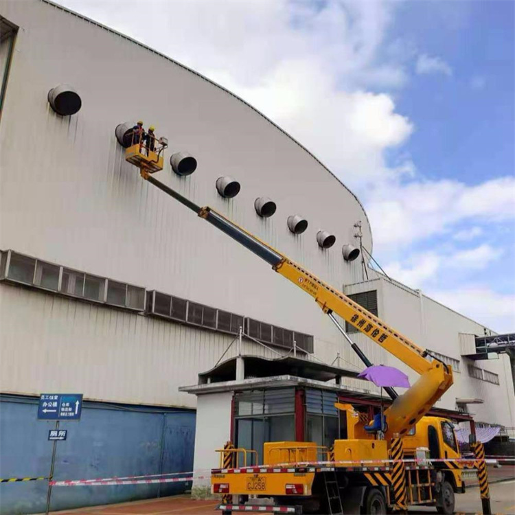 黄梅高空作业车出租服务：专业广告牌安装解决方案