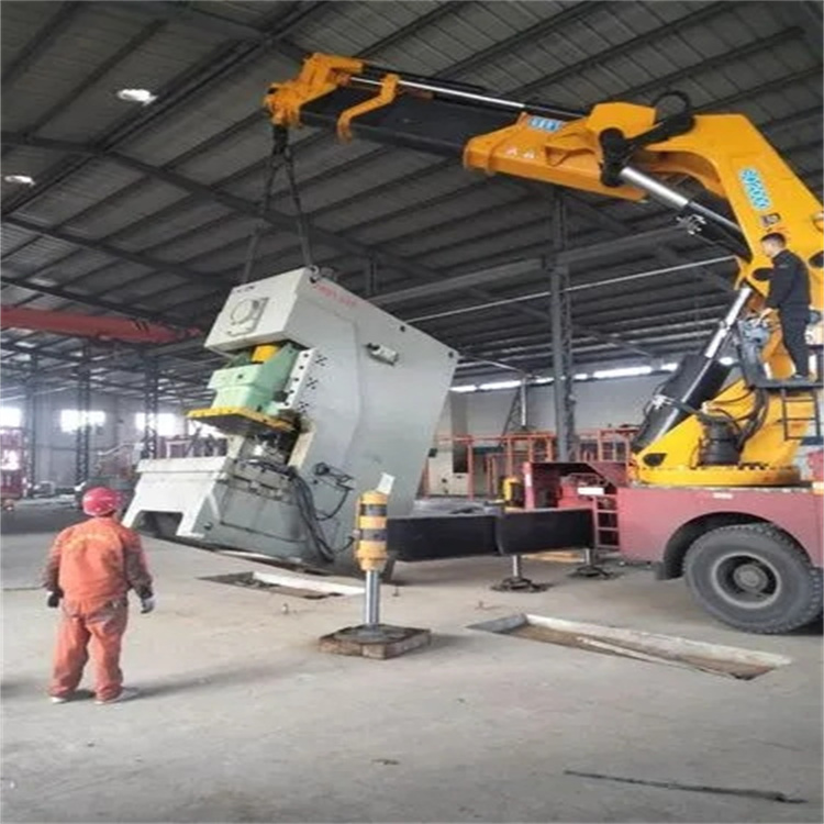 黄梅80吨折臂吊车出租附近电话