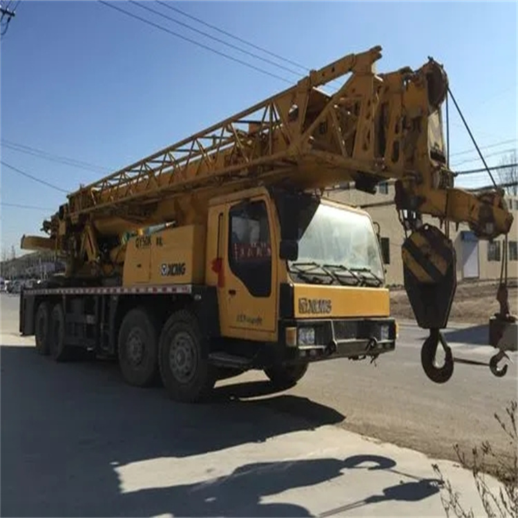 黄梅哪里有专业吊车出租